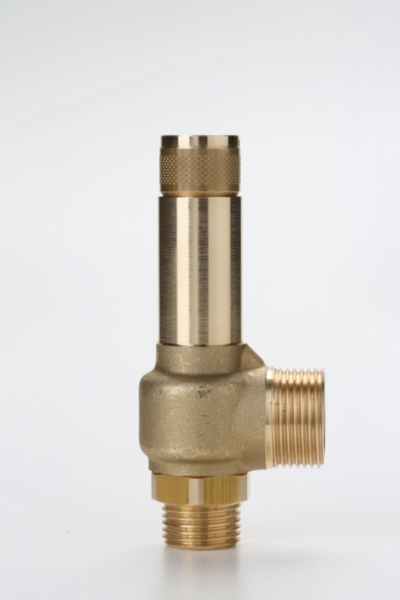 Valvola di sicurezza Nuova General Instruments mod. D10/C - Corpo Ottone - Connessioni 1/2" ISO 228 Gas Maschio in ingresso - 3/4" ISO 228 Gas Maschio in uscita - Tenuta: PTFE (-196/+250°C) - Fluido : Vapore saturo - Collaudo:CE IV + INAIL