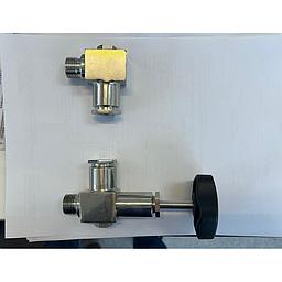 Portalivello semplice Superiore inox316 a 90°, attacco maschio gas 1/2" , guarnizione in Silicone , per tubo da 16 mm - Cod.0000000000
