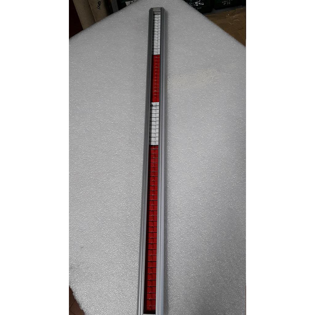Scala Indicatrice Magnetica - in Policarbonato Trasparente - Dimens. 23 x 23 mm - Temperatura Max 120° - mod. MK 22 MF - Completa di Guida Magnetica Posteriore - Completa di fascette di fissaggio