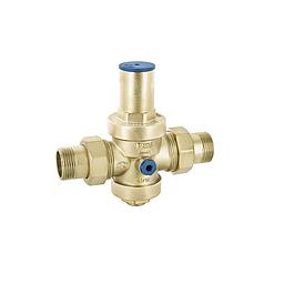 Riduttore Pressione Acqua a Pistone , in Ottone , Con Sistema di Compensazione - Attacchi con codoli  a 3 pz gas maschio da 1" - Pressione Max in Entrata: 25 Bar - Temperatura: Max 130° - Campo di regolazione 1 - 5,5 Bar - Pretarato a 3 Bar - Attacco  manometro ambo i lati 1/4" fem.gas - (No Manometro) - Cod. 0236.025 