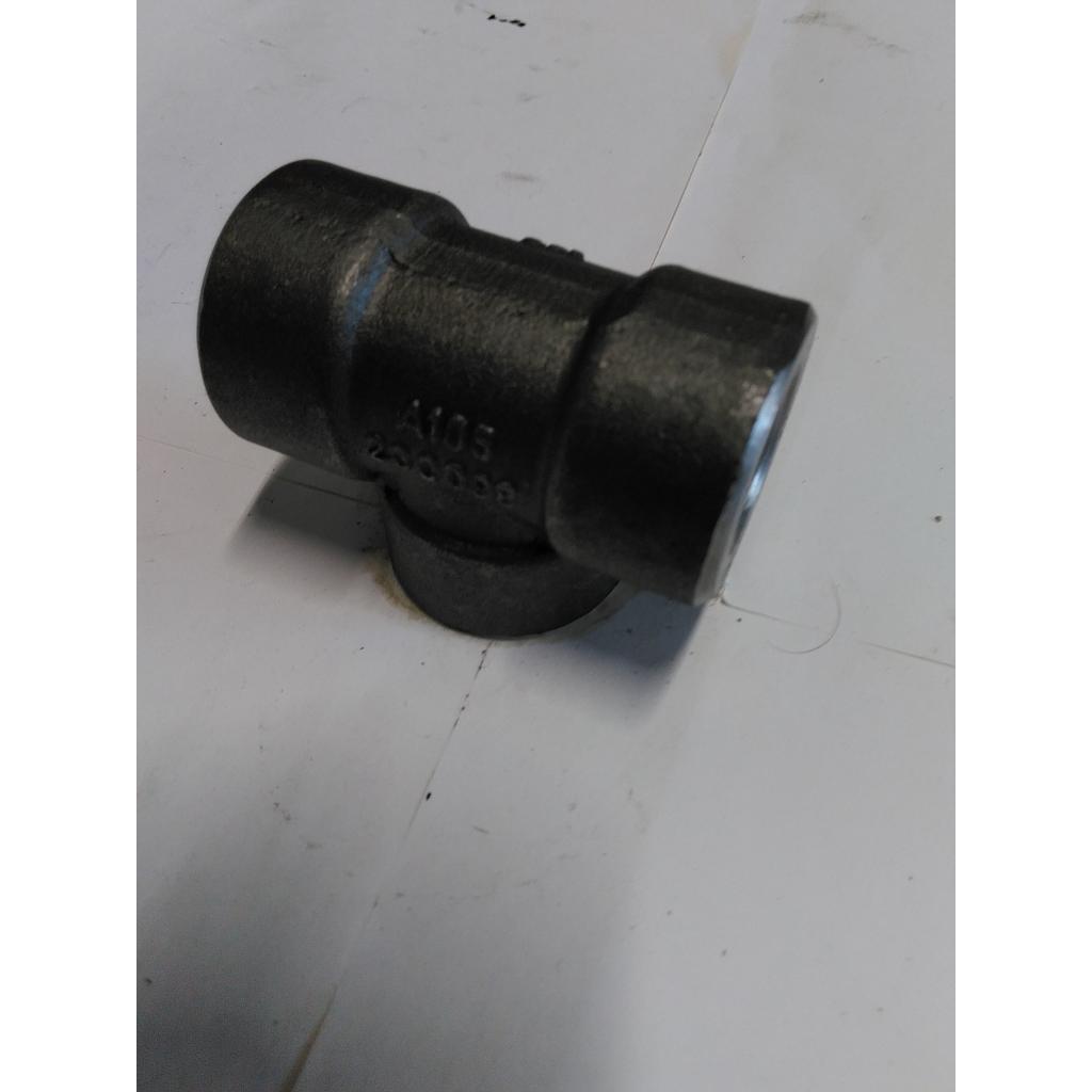 Tee S3000 A105 - 1/2&#34; - Filettato FFF NPT